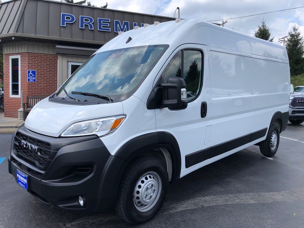 2025 RAM Promaster Image 10