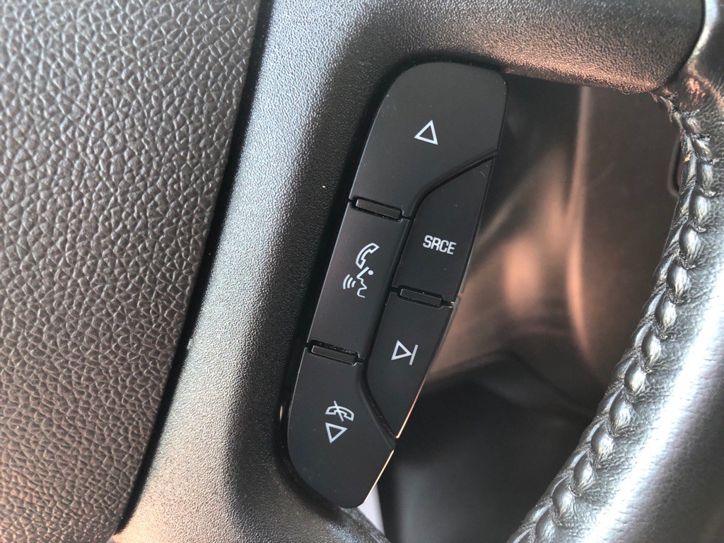 2023 GMC Savana Image 32