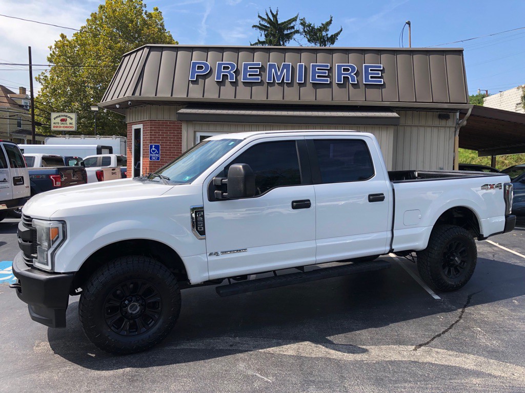 2017 Ford F-250 Image 2