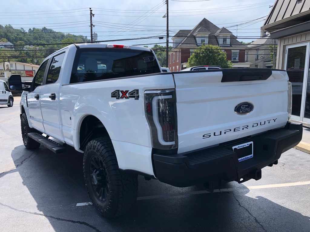 2017 Ford F-250 Image 4
