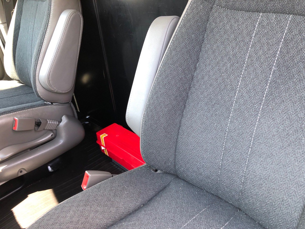 2025 GMC Savana Image 20