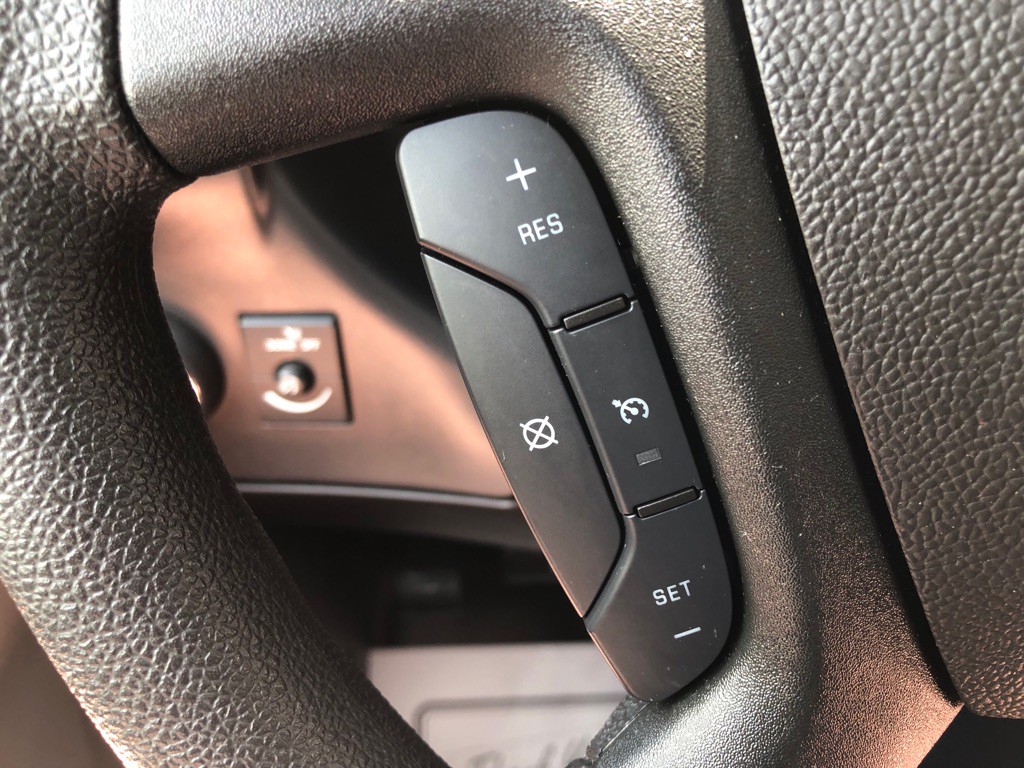 2025 GMC Savana Image 33