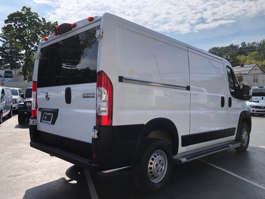 2025 RAM Promaster Image 6