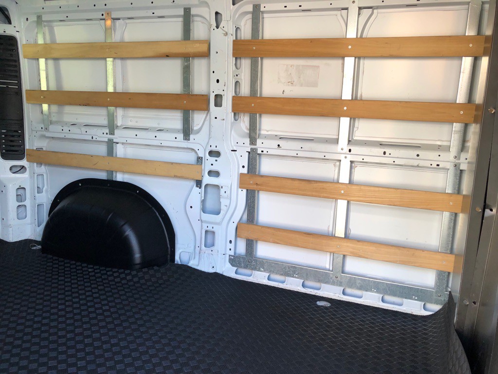 2025 RAM Promaster Image 24
