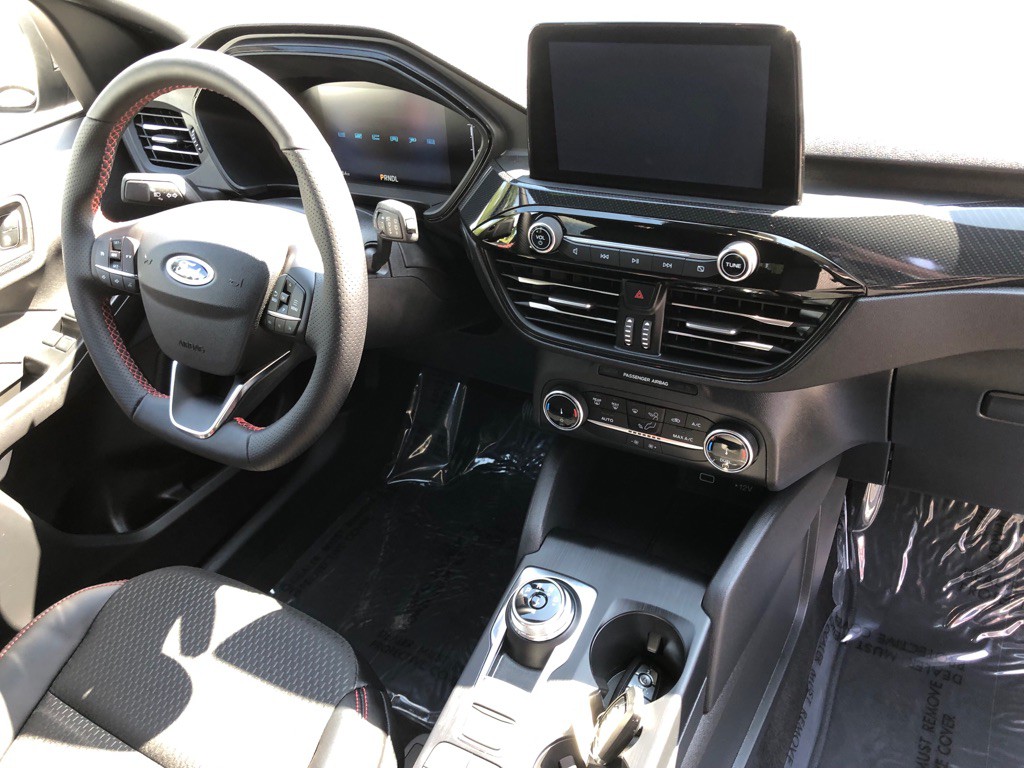 2025 Ford Escape Image 28