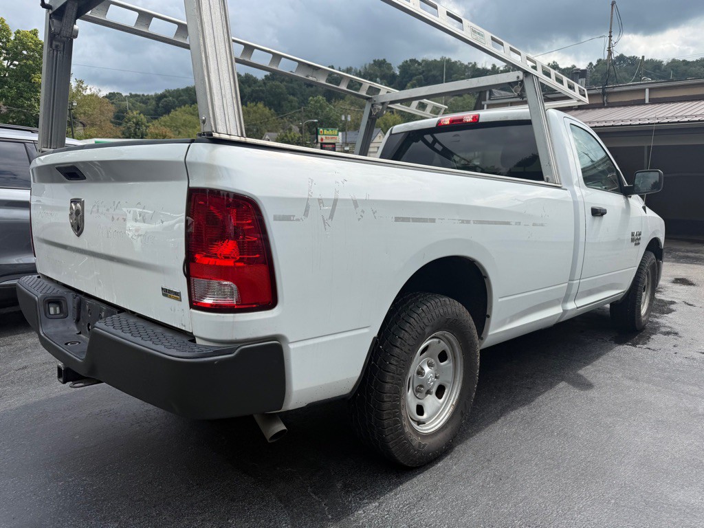 2019 RAM 1500 Image 2