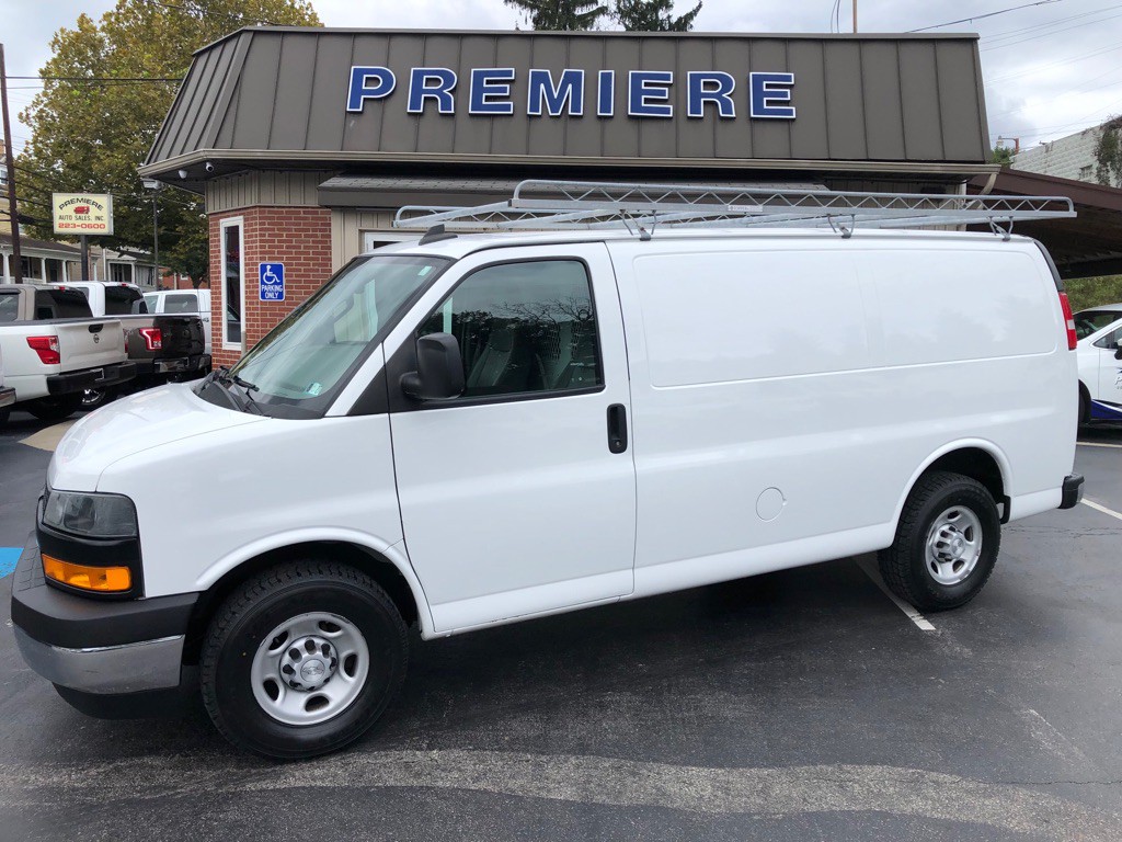 2019 Chevrolet Express Image 2