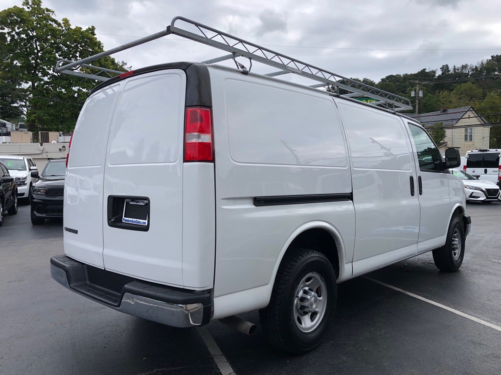 2019 Chevrolet Express Image 6