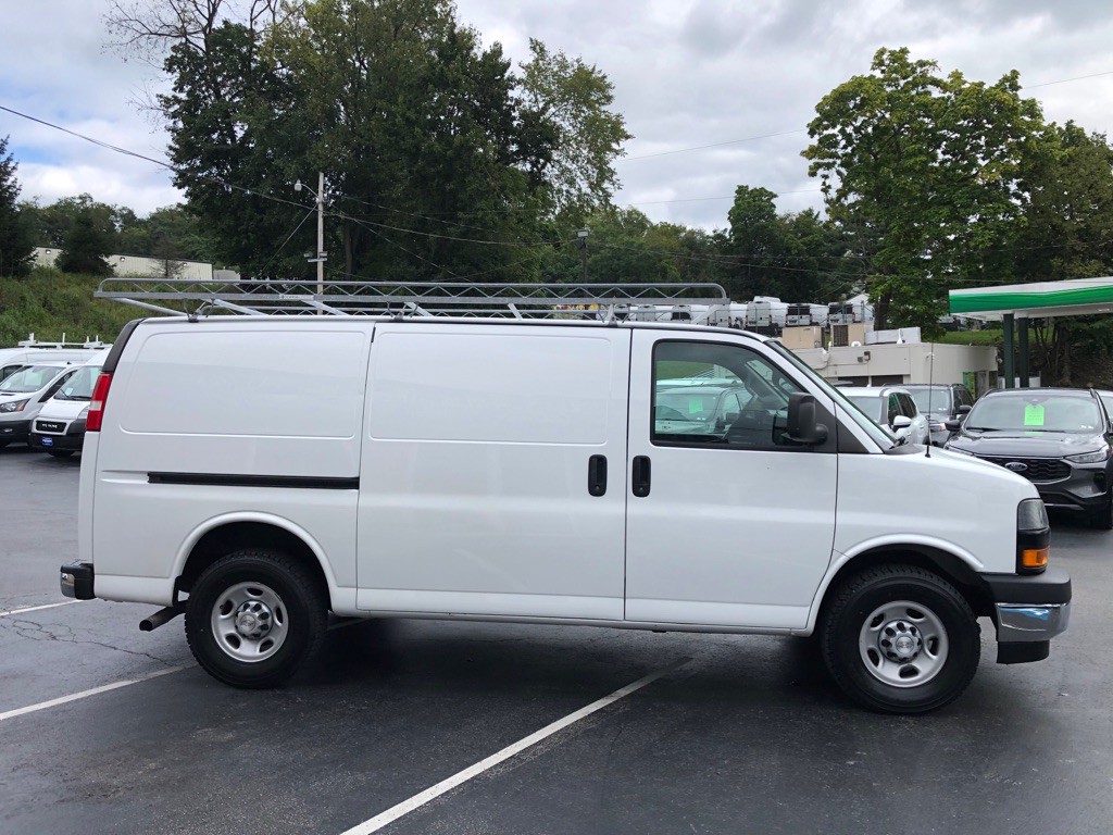 2019 Chevrolet Express Image 7