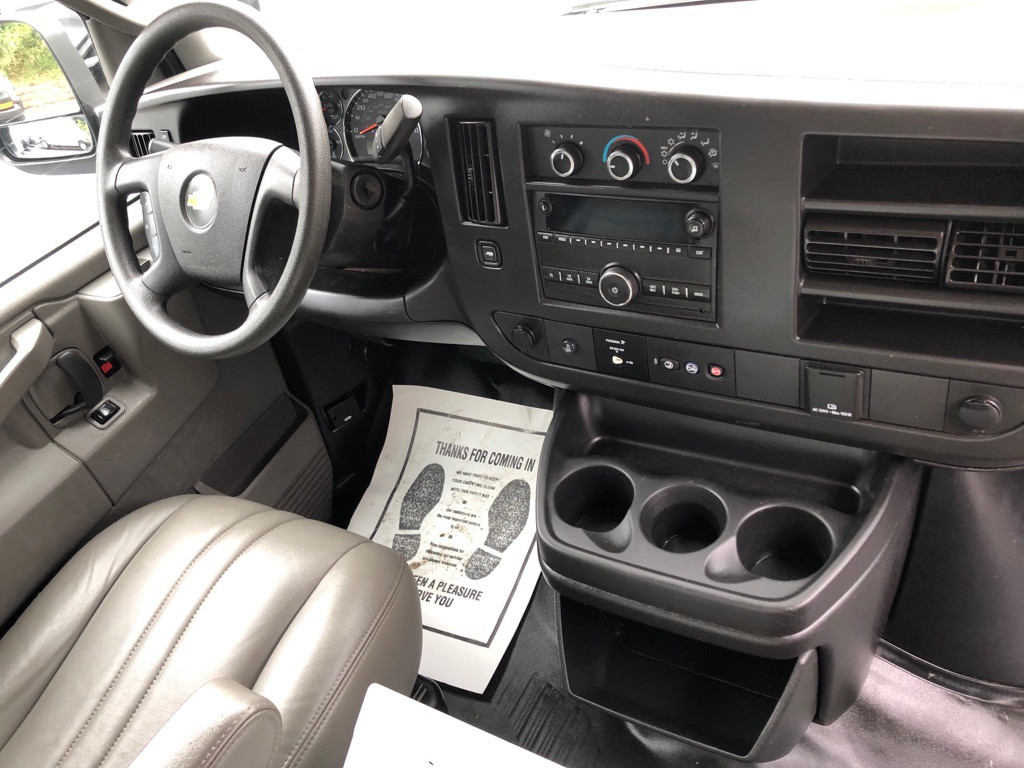 2019 Chevrolet Express Image 26
