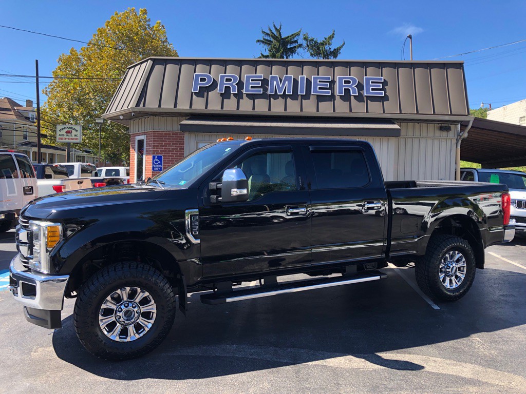 2017 Ford F-250 Image 2