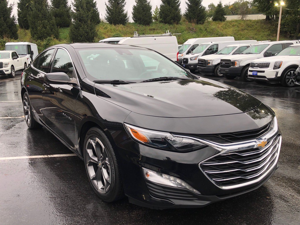 2023 Chevrolet Malibu Image 8
