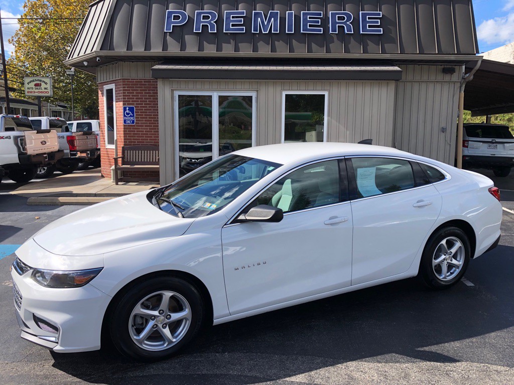 2018 Chevrolet Malibu Image 2