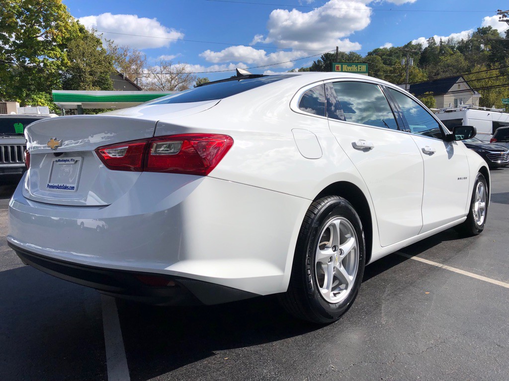 2018 Chevrolet Malibu Image 6