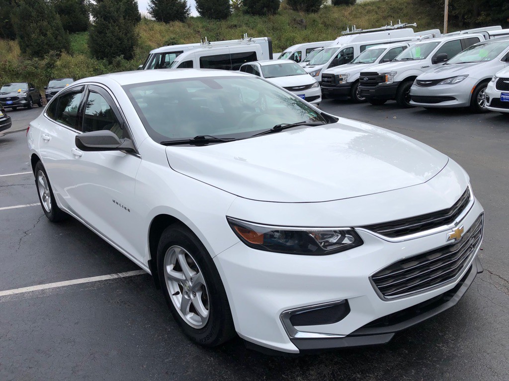 2016 Chevrolet Malibu Image 8