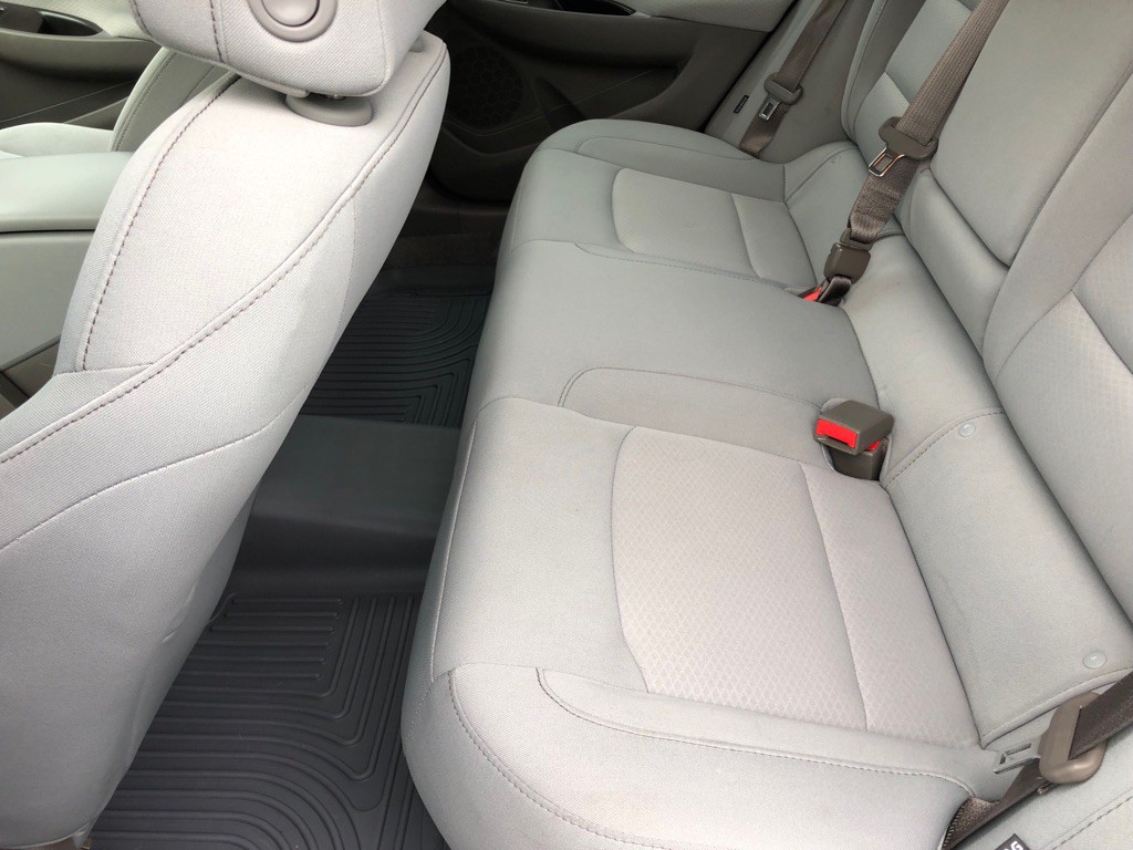 2016 Chevrolet Malibu Image 21