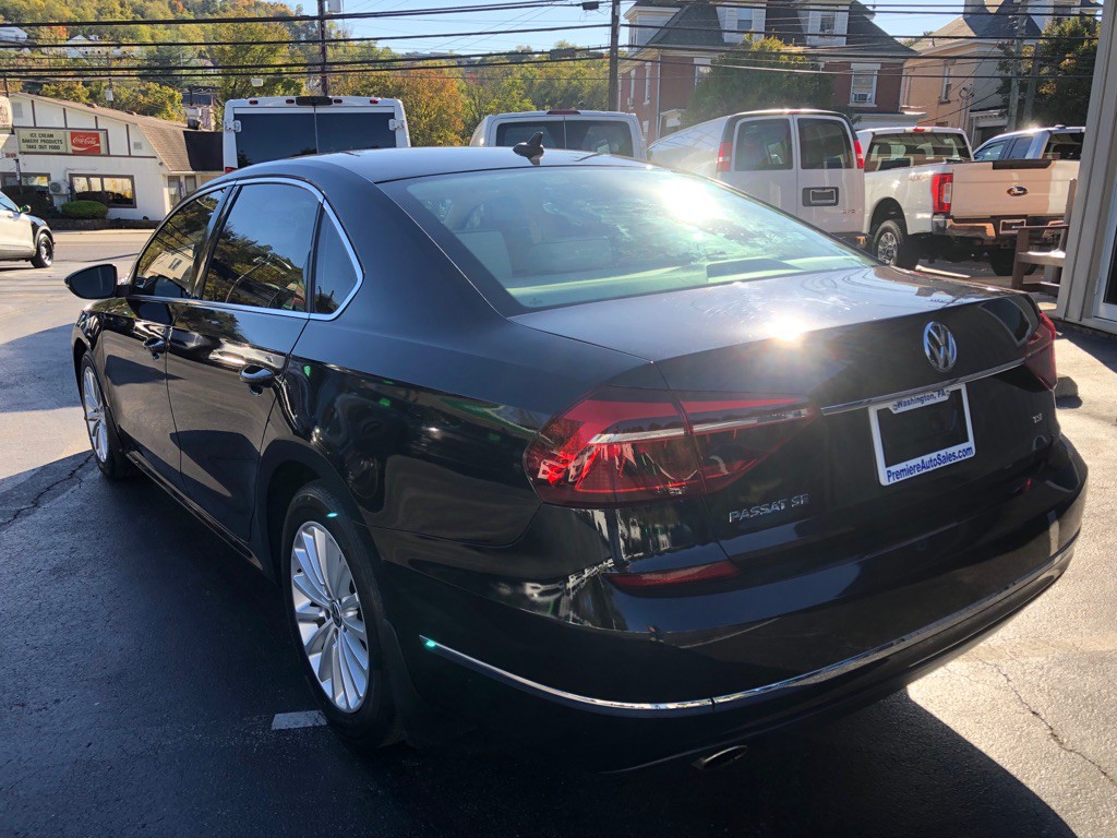 2017 Volkswagen Passat Image 4