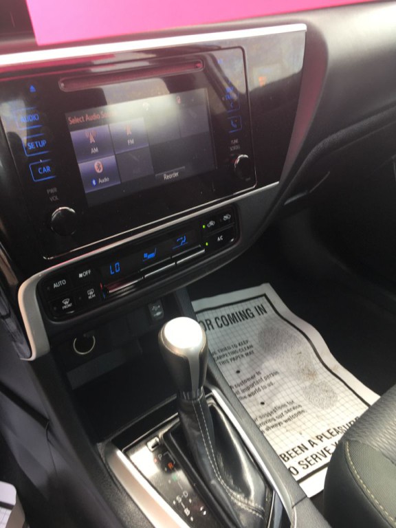 2018 Toyota Corolla Image 6