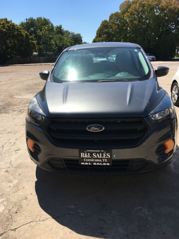 2019 Ford Escape Image 2