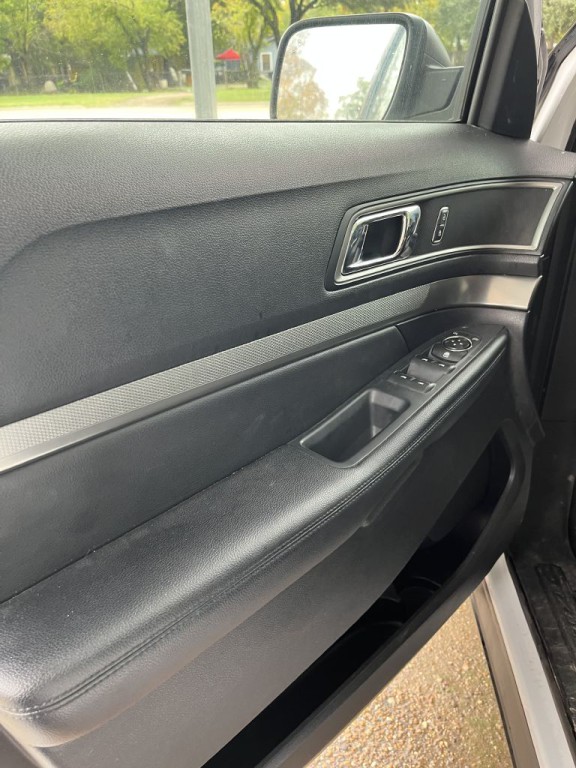 2019 Ford Explorer Image 5