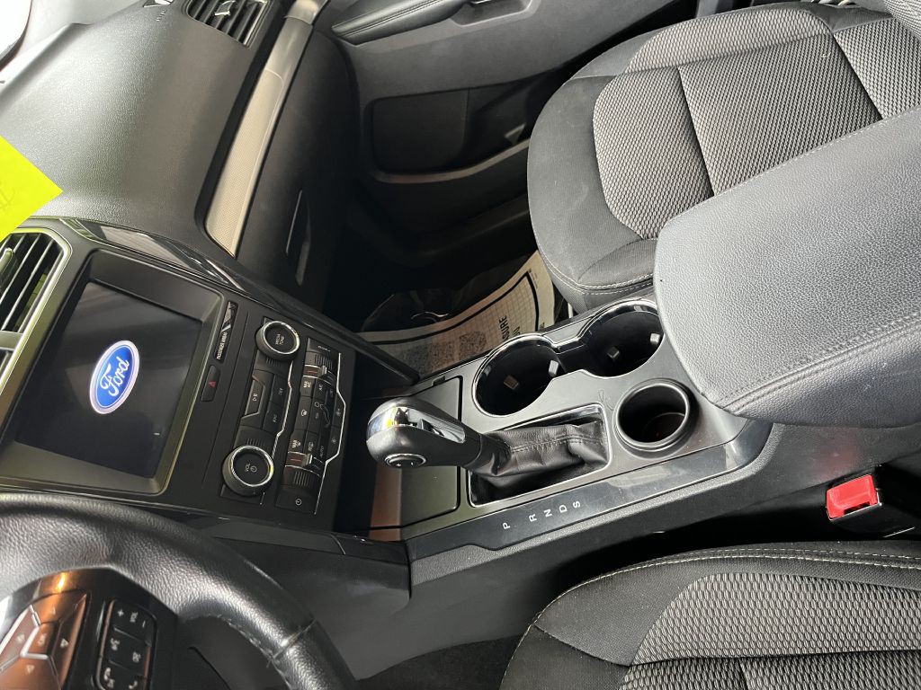 2019 Ford Explorer Image 8