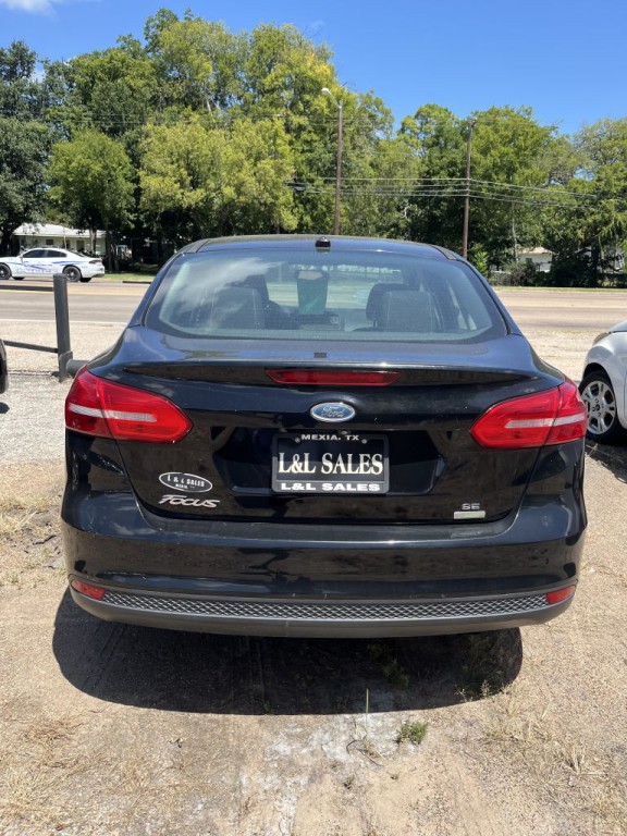 2018 Ford Focus Image 2