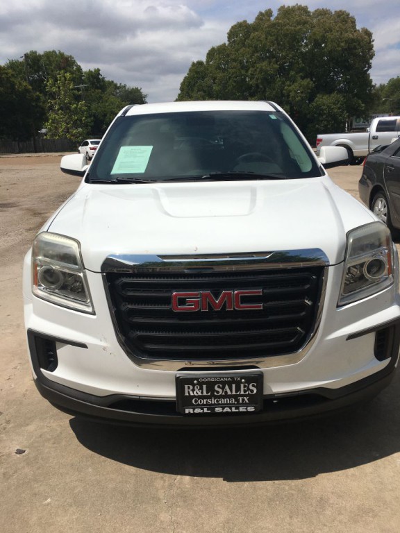 2016 GMC Terrain Image 2