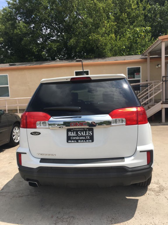 2016 GMC Terrain Image 3