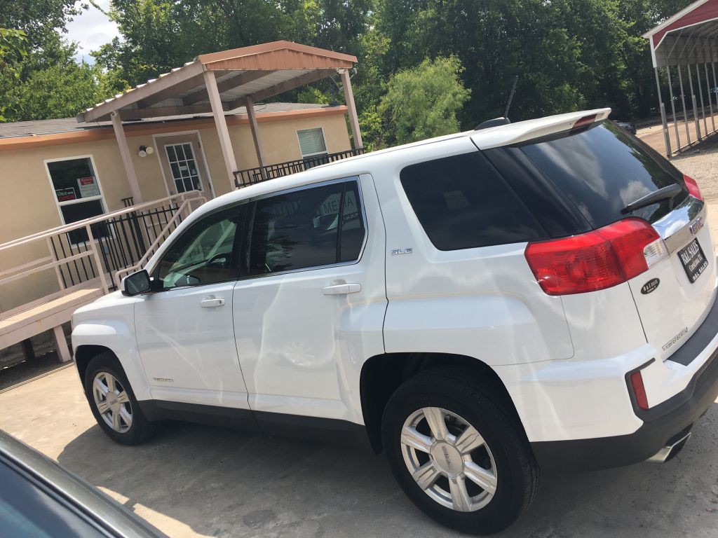 2016 GMC Terrain Image 4