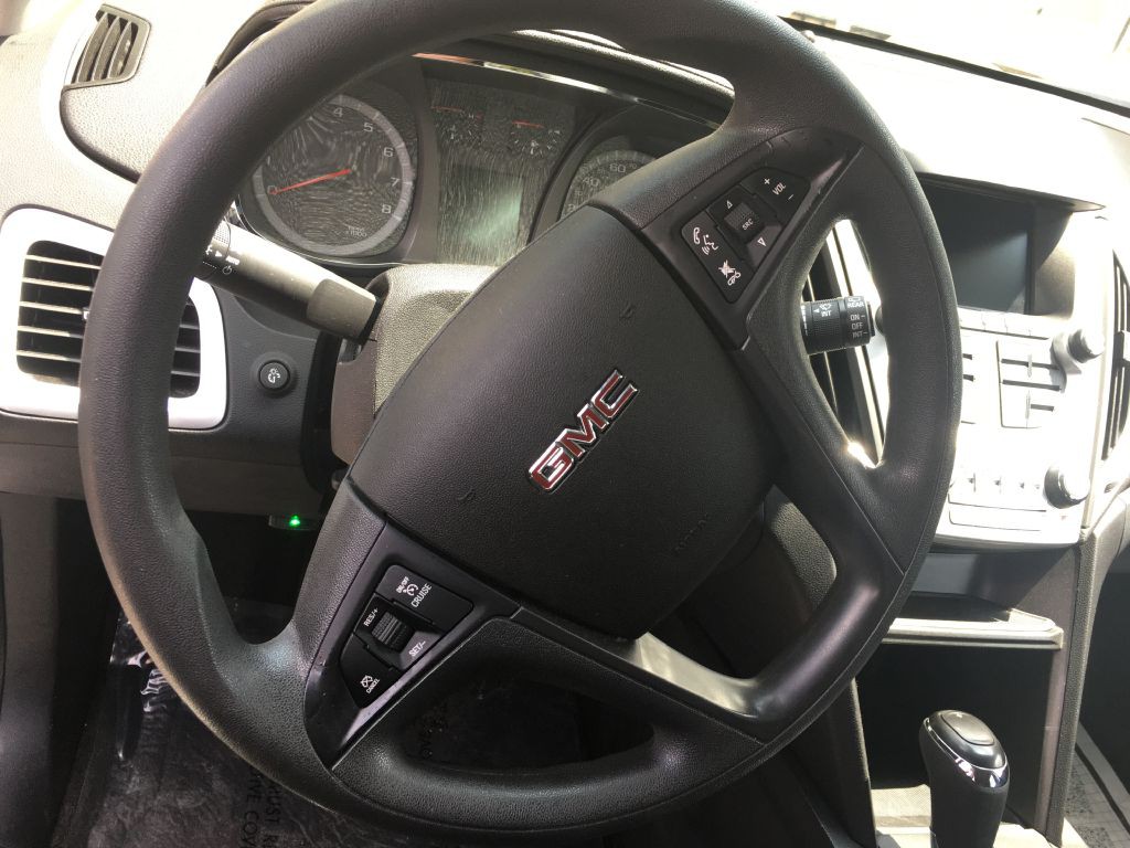 2016 GMC Terrain Image 10