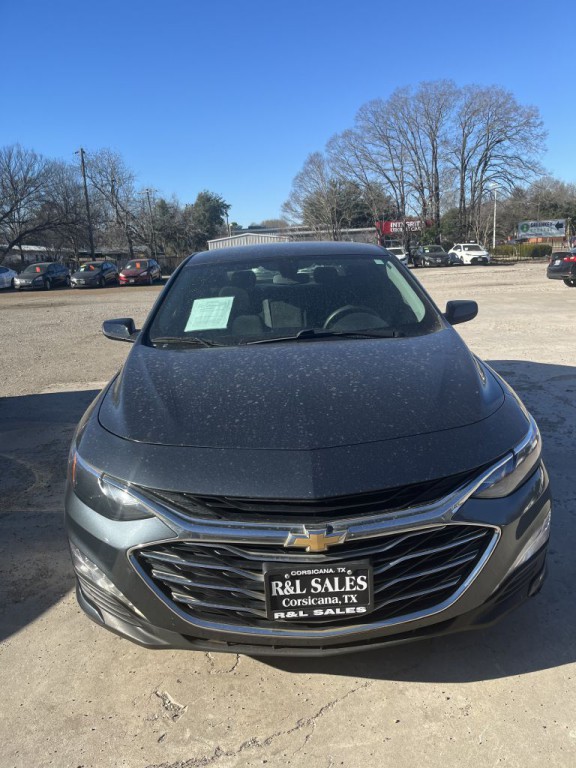 2020 Chevrolet Malibu Image 2