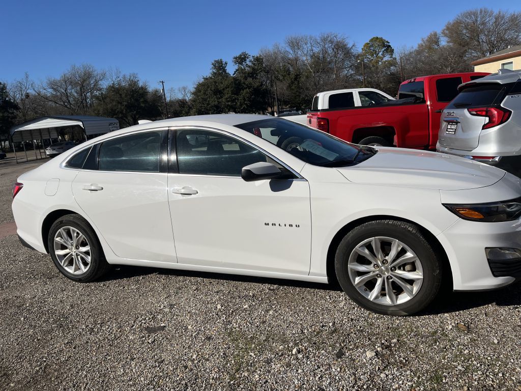2020 Chevrolet Malibu Image 3