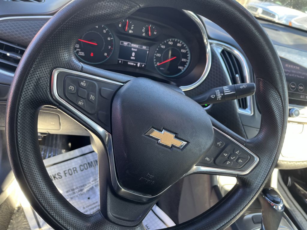 2020 Chevrolet Malibu Image 7