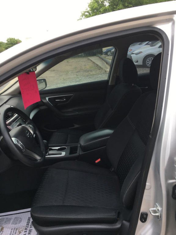 2018 Nissan Altima Image 6