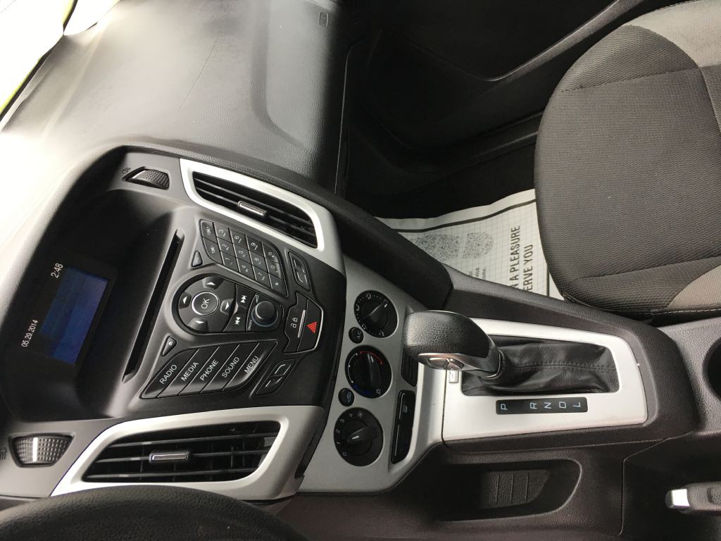 2014 Ford Focus Image 8