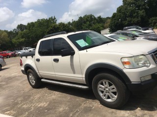 Image for 2008 Ford Explorer XLT ID: 7197698