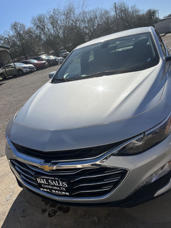 2020 Chevrolet Malibu Image 3