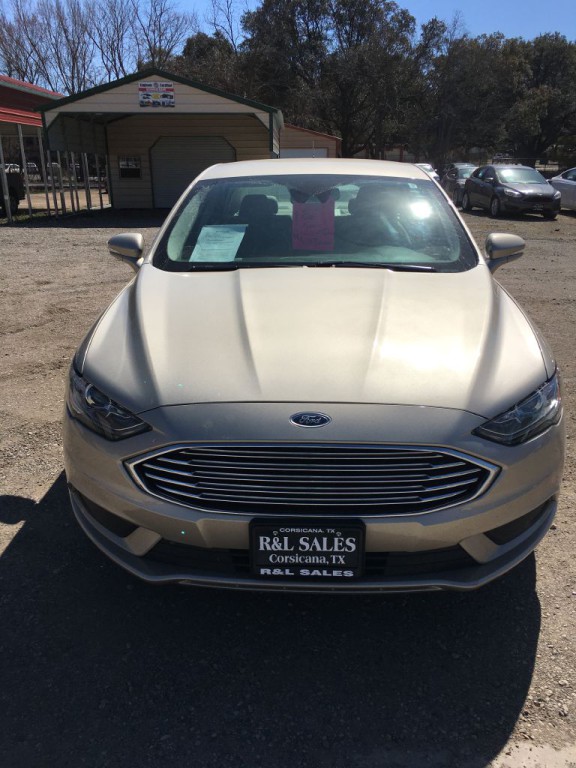 2018 Ford Fusion Image 2