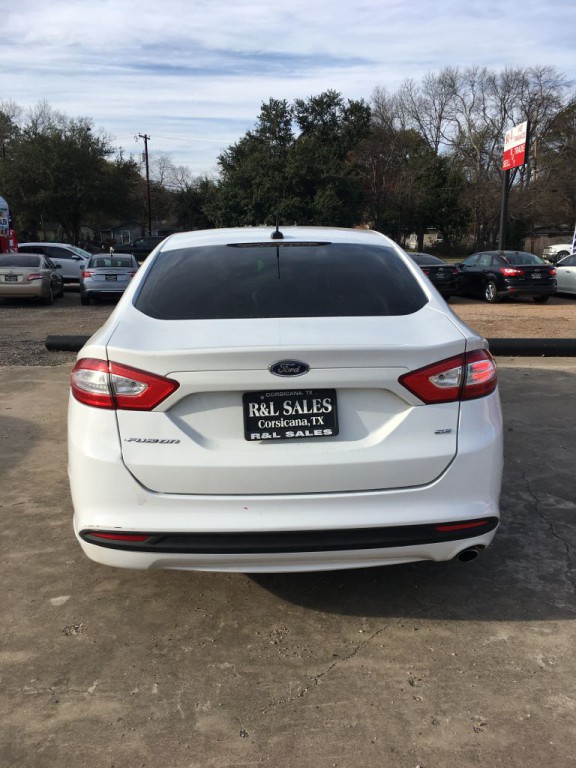 2014 Ford Fusion Image 2