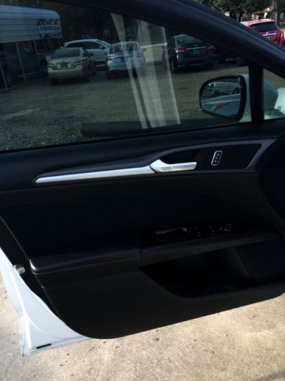 2014 Ford Fusion Image 5