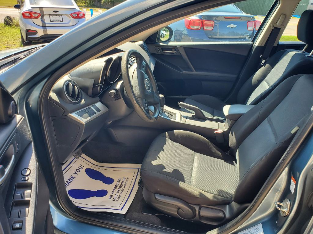 2011 Mazda Mazda3 Image 5