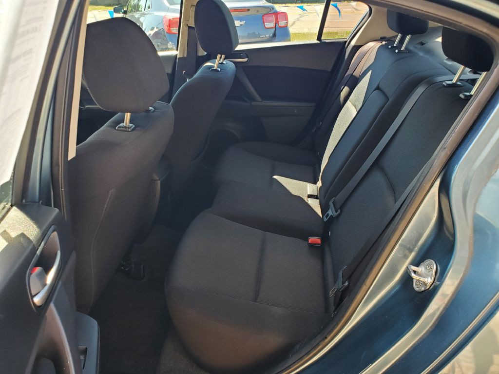 2011 Mazda Mazda3 Image 7