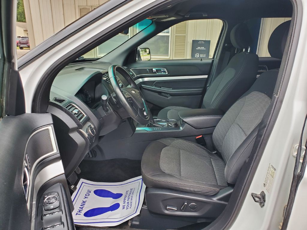 2017 Ford Explorer Image 5