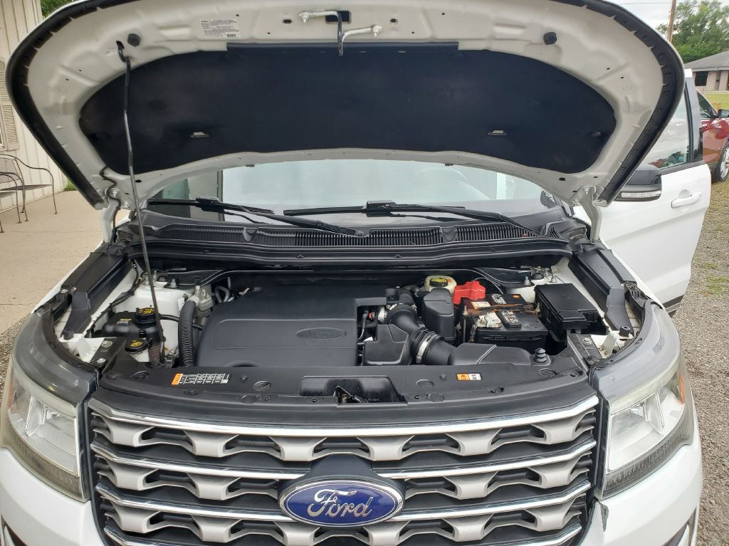 2017 Ford Explorer Image 10