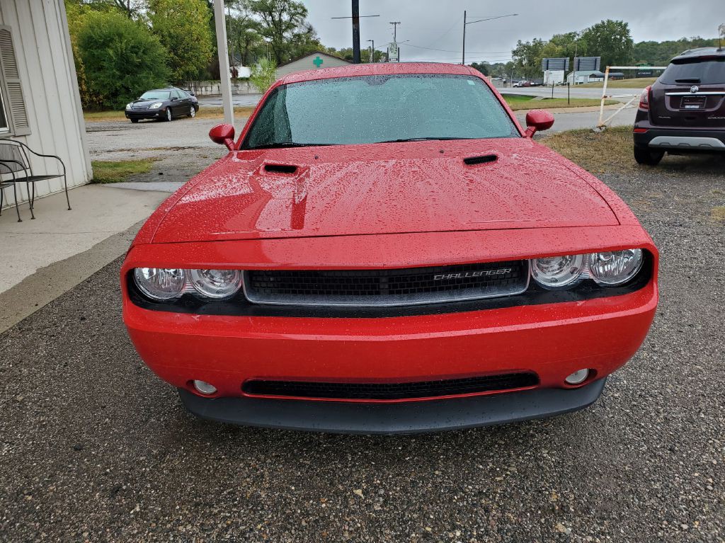 2012 Dodge Challenger Image 2