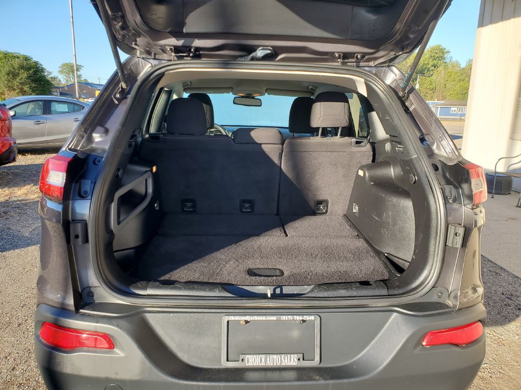 2016 Jeep Cherokee Image 8