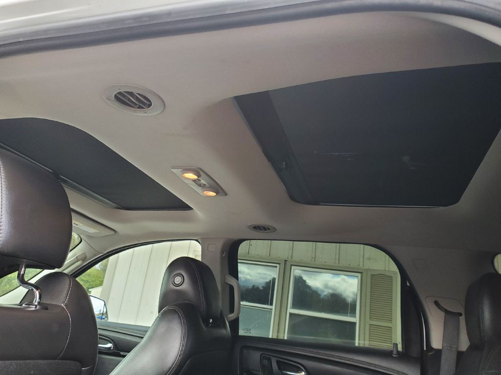 2017 GMC Acadia Image 7