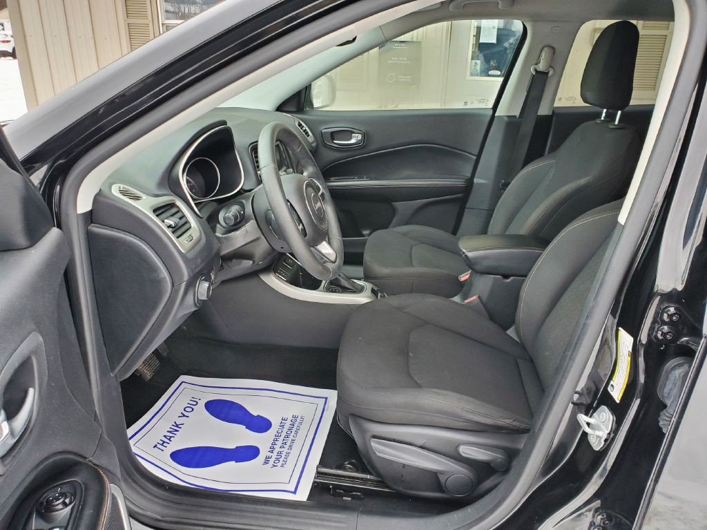 2018 Jeep Compass Image 5