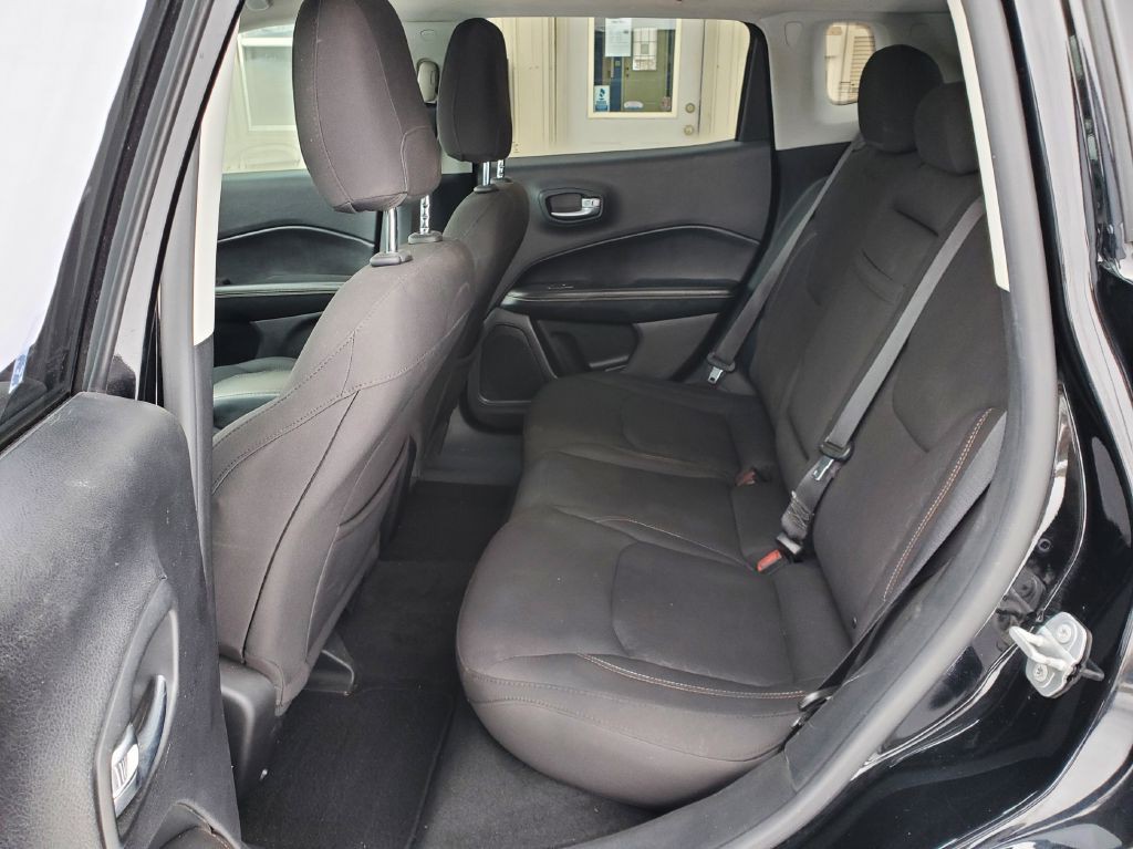 2018 Jeep Compass Image 7