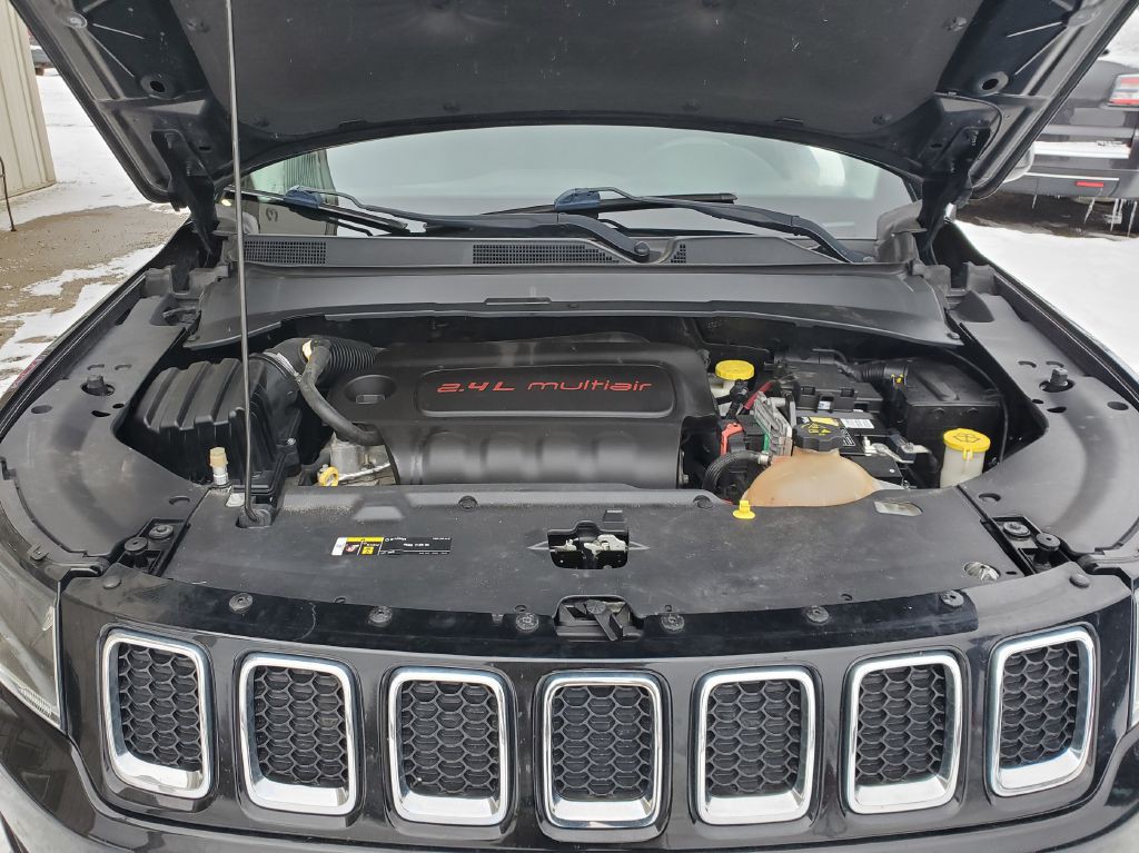 2018 Jeep Compass Image 9